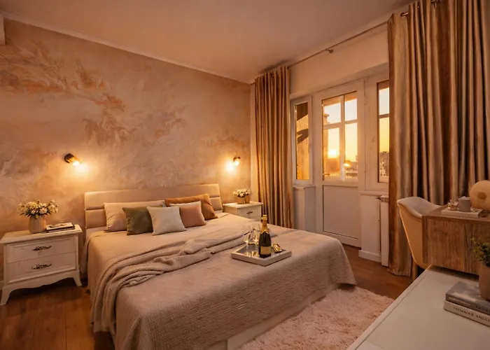 Monkey's Den - Artistic 2br With Balcony *